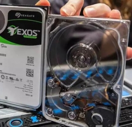 This Seagate mechanical hard drive has the speed of a SATA SSD